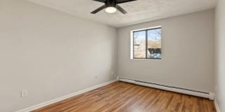 1000 Governors Dr 26 1000 Governors Dr 26 Photo Gallery 1