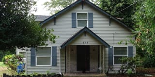 7819 NE 58th St. 7819 NE 58th St. Photo Gallery 1