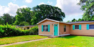 1523 W. Robinhood 1523 W. Robinhood Photo Gallery 1
