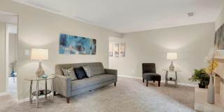 7346 S Xenia Cir #D 7346 S Xenia Cir #D Photo Gallery 1
