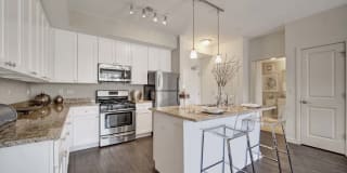 Oaks of Vernon Hills Oaks of Vernon Hills Photo Gallery 1