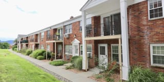 3 COLONIAL ROAD 3 COLONIAL ROAD Photo Gallery 1
