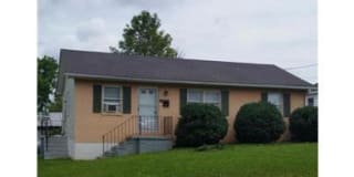 912 E CORK STREET 912 E CORK STREET Photo Gallery 1