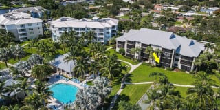 212 Bay Colony Drive N 212 Bay Colony Drive N Photo Gallery 1