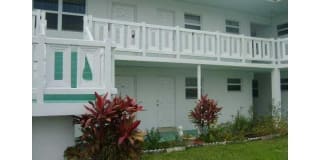 1521 NW 43rd Ave 1521 NW 43rd Ave Photo Gallery 1