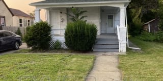 1222 W 14th St Uppr 1222 W 14th St Uppr Photo Gallery 1