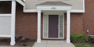 16462 Chatham 16462 Chatham Photo Gallery 1