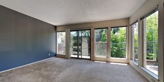 671 Vernon 671 Vernon Photo Gallery 1