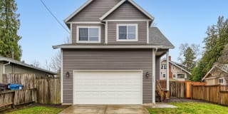 3228 SE Filbert St 3228 SE Filbert St Photo Gallery 1