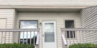 139 Union Avenue Northeast #2 139 Union Avenue Northeast #2 Photo Gallery 1