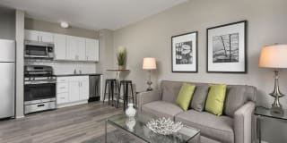 5550 S Dorchester 5550 S Dorchester Photo Gallery 1