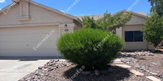 8903 N Soft Winds Drive 8903 N Soft Winds Drive Photo Gallery 1