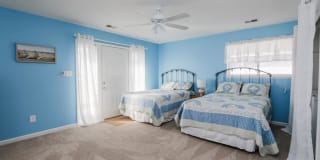 5606-A Atlantic Avenue 5606-A Atlantic Avenue Photo Gallery 1
