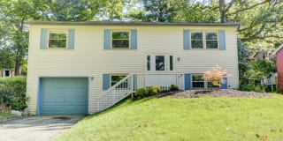 5215 Van Winkle 5215 Van Winkle Photo Gallery 1