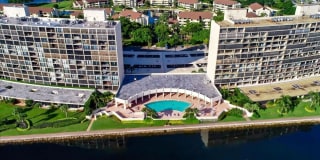 134 Lakeshore Drive 134 Lakeshore Drive Photo Gallery 1