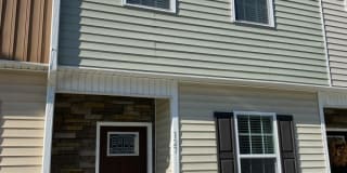 127 Beacon Woods Dr 127 Beacon Woods Dr Photo Gallery 1