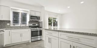 319 Tenafly Road 319 Tenafly Road Photo Gallery 1