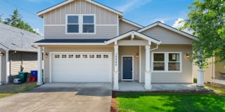 12580 SE 25th Ave 12580 SE 25th Ave Photo Gallery 1