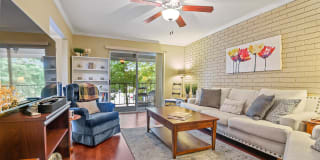 7950 Jefferson Hwy Apt 205 7950 Jefferson Hwy Apt 205 Photo Gallery 1