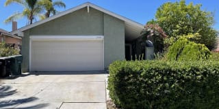 2708 E Melissa St 2708 E Melissa St Photo Gallery 1