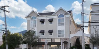 1719 Main Street 1719 Main Street Photo Gallery 1