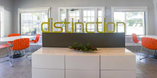 Distinction Distinction Photo Gallery 1