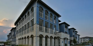 Grand at Manor Grand at Manor Photo Gallery 1