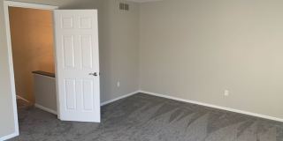 2826 Sand Run Parkway 2826 Sand Run Parkway Photo Gallery 1