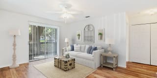 Twelve Oaks at Windermere Twelve Oaks at Windermere Photo Gallery 1