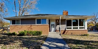 4500 Chowen Avenue N 4500 Chowen Avenue N Photo Gallery 1
