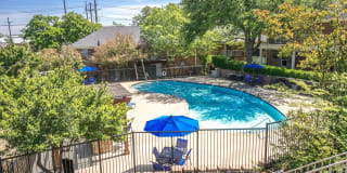WatersEdge Denton Apartments WatersEdge Denton Apartments Photo Gallery 1