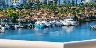 3598 Yacht Club Dr 3598 Yacht Club Dr Photo Gallery 1