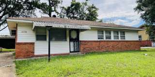 4554 Windward Dr 4554 Windward Dr Photo Gallery 1