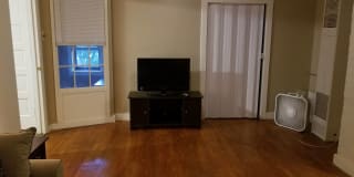 27 Fairview Avenue - 27B 27 Fairview Avenue - 27B Photo Gallery 1