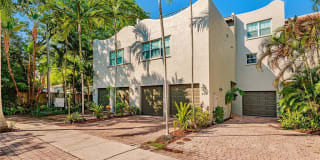 309 SW 8th Ave 309 SW 8th Ave Photo Gallery 1