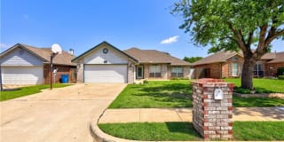 1705 E Brittany Lane 1705 E Brittany Lane Photo Gallery 1
