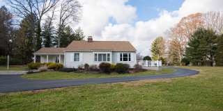 50 MEADOWBROOK LANE 50 MEADOWBROOK LANE Photo Gallery 1
