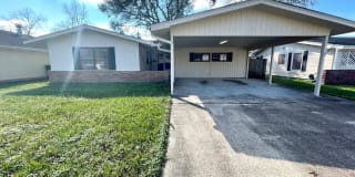 824 S 14 1/2 St 824 S 14 1/2 St Photo Gallery 1
