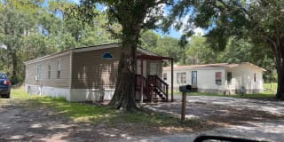 1934 33rd St SE, 8N 1934 33rd St SE, 8N Photo Gallery 1