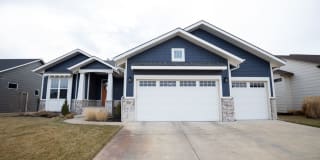 3823 N Estancia Ct 3823 N Estancia Ct Photo Gallery 1