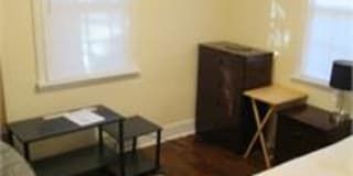 843 1/2 Heard Avenue - A 843 1/2 Heard Avenue - A Photo Gallery 1