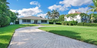 17 E Ocean Avenue 17 E Ocean Avenue Photo Gallery 1