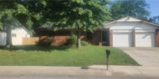 2410 Magnolia DR 2410 Magnolia DR Photo Gallery 1