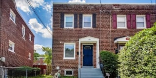 1145 46TH PLACE SE 1145 46TH PLACE SE Photo Gallery 1
