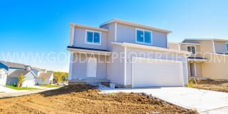 228 Maple Ave 228 Maple Ave Photo Gallery 1