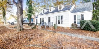 423 Friarsgate Blvd 423 Friarsgate Blvd Photo Gallery 1