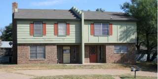 2718 Sunset Dr 2718 Sunset Dr Photo Gallery 1