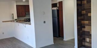 1319 S Puget Dr D-17 1319 S Puget Dr D-17 Photo Gallery 1