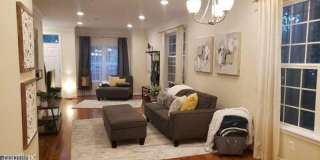 422 58th St NE 422 58th St NE Photo Gallery 1