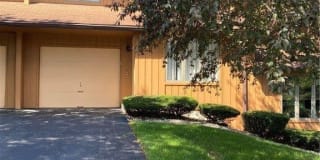 35 Treetop Drive 35 Treetop Drive Photo Gallery 1